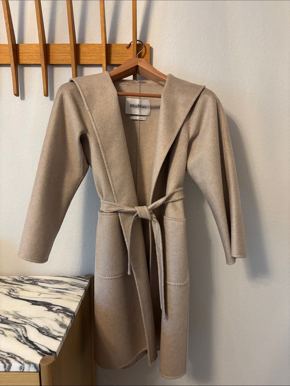MaxMara Lilia Midi cashmere coat US 0 Beige